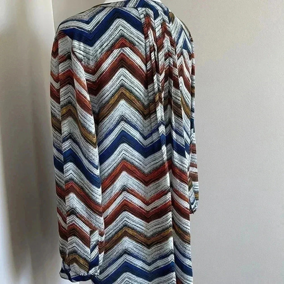 NYJD Multi Color Pintuck Blouse​​ - Picture 9 of 9